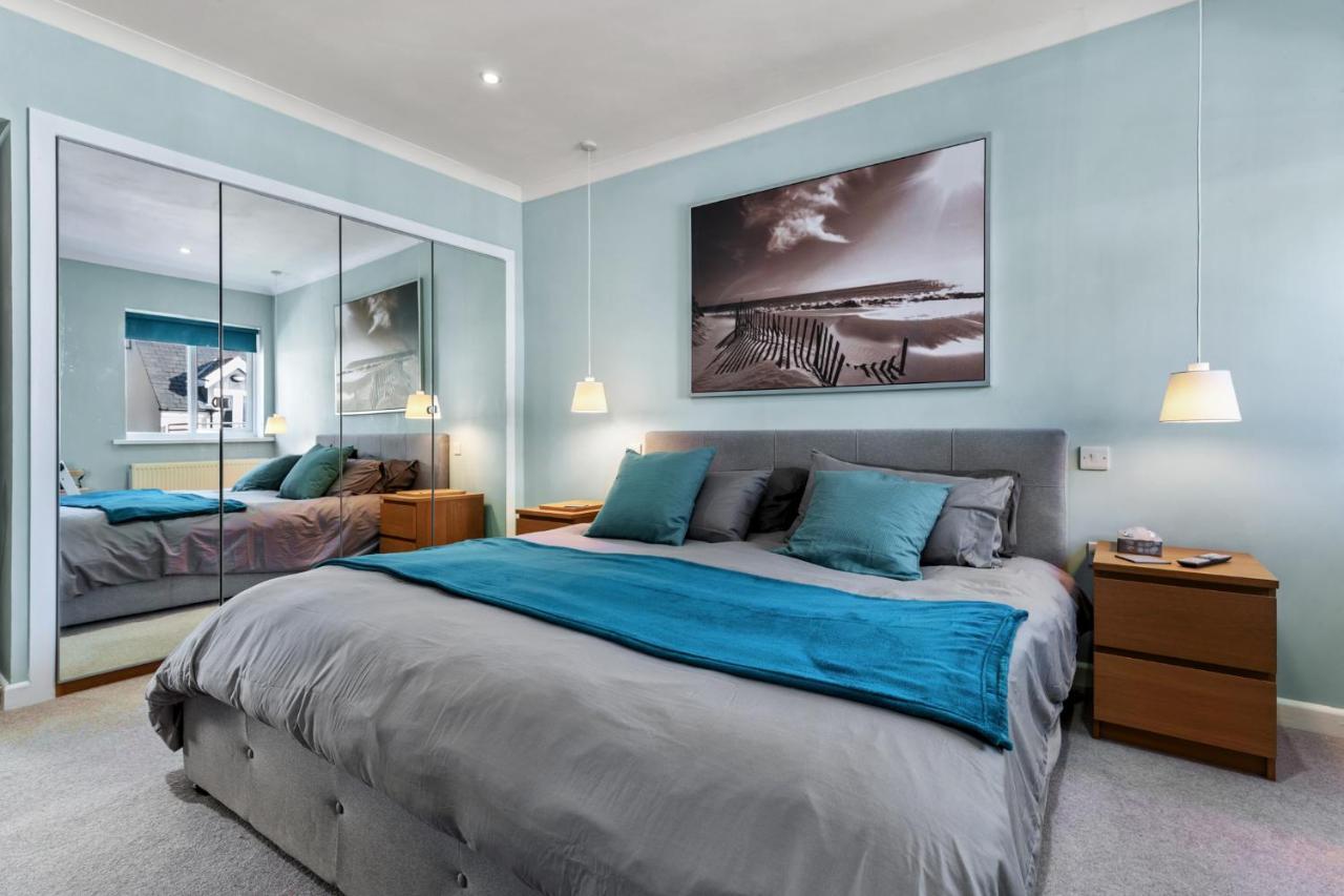 Dolphins Apartment - Spectacular Sea Views Saundersfoot Exterior photo