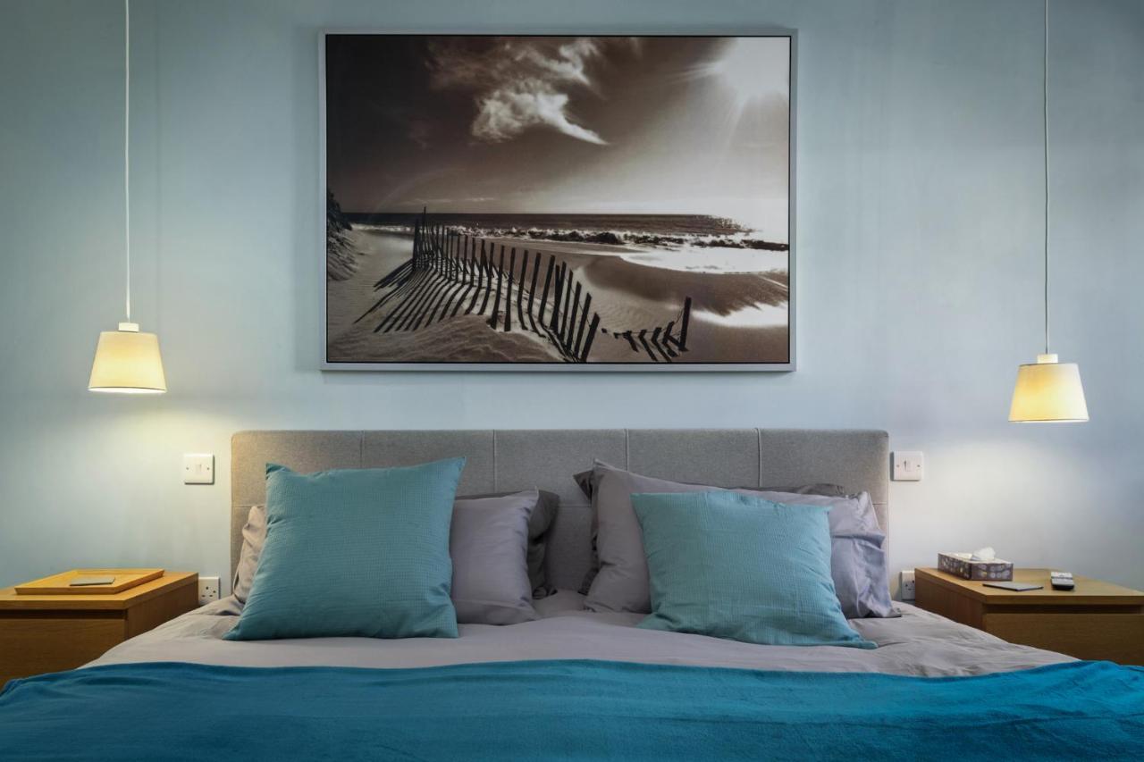 Dolphins Apartment - Spectacular Sea Views Saundersfoot Exterior photo